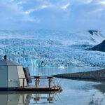 galerie foto o bijuterie ascunsa in groenlanda de est cabana plutitoare care ofera experienta unei evadari complete 691c0c602ed5b