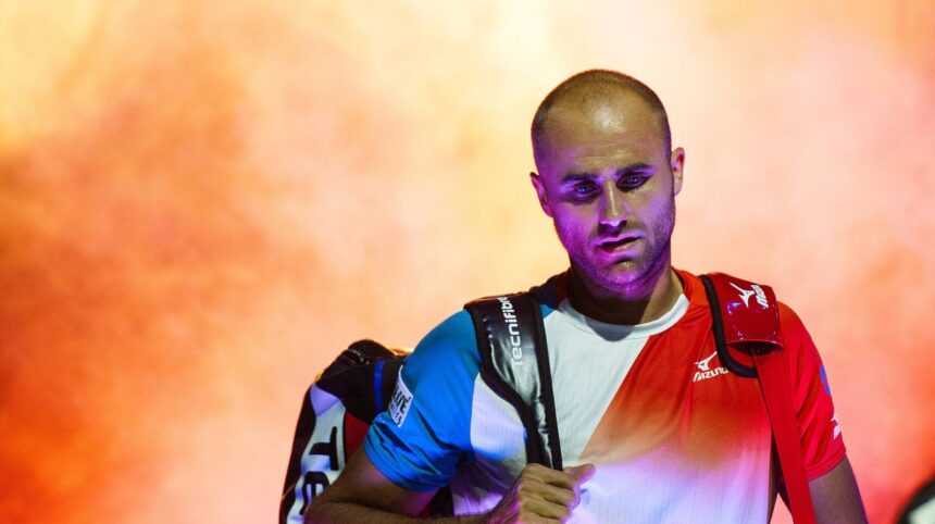 galerie foto s a retras din tenis marius copil ultimul jucator roman care s a duelat cu roger federer in circuitul atp 6909cc0a4d6ab