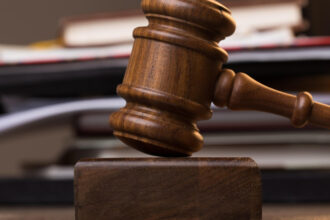 guvernul cumpara robe pentru magistratii de la iccj cat costa un costum de judecator 692818f847ebc