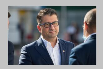 iata ce ii transmite tribunalul fostului primar decebal fagadau este vizat procesul cu institutia pe care a condus o 69097ba5138bb