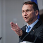 invadarea afganistanului a dus la colapsul urss iar razboiul din ucraina ar putea duce la prabusirea rusiei considera sikorski 690c6d11d602b