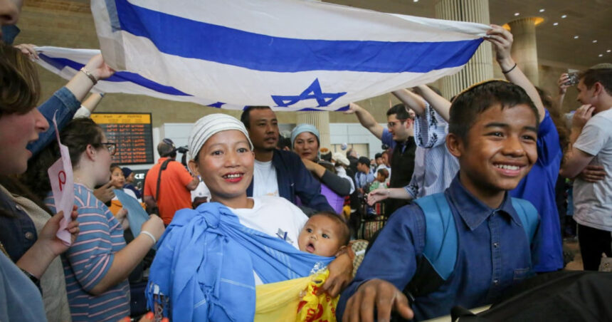 israelul vrea sa repopuleze nordul tarii cu mii de indieni urmasi ai unui vechi trib mentionat in biblie 692439806fb64