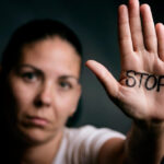 libertatea nu trebuie platita victimele violentei domestice scapa de taxele de divort si partaj dupa votul camerei deputatilor 690b3b20d8de0