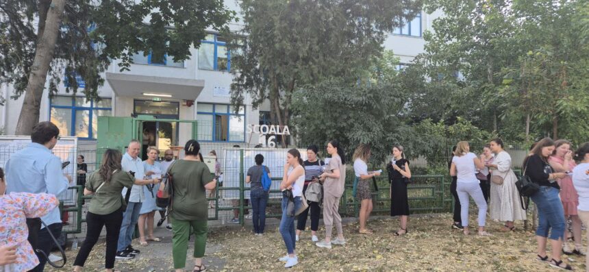 lista profesorilor inscrisi la examenul de definitivat 2026 publicata de isj constanta cand incep inspectile de specialitate si unde are loc proba scrisa 6912b9b431118