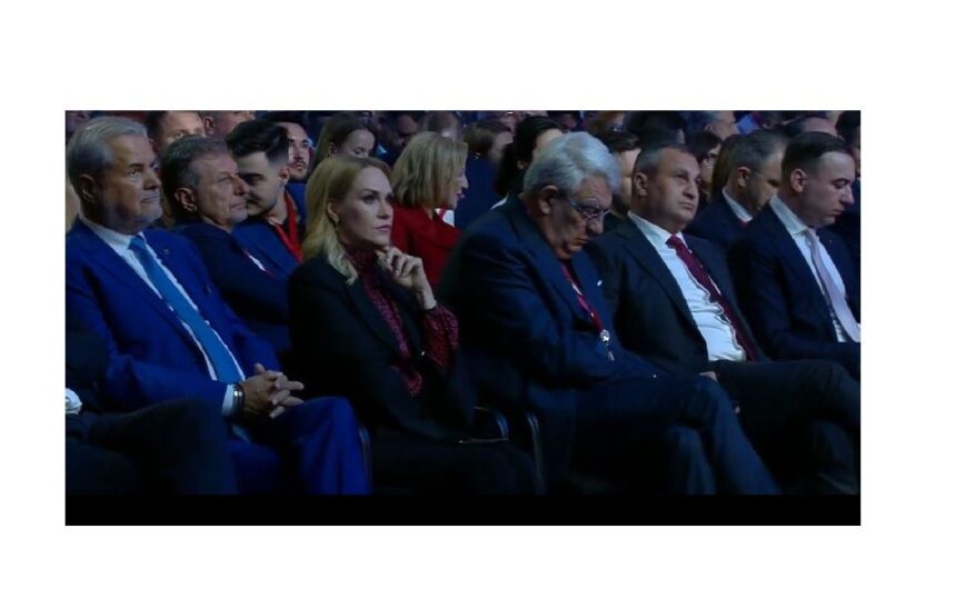 live congresul psd a inceput cu un moment de reculegere pentru ion iliescu 690df61ad2544