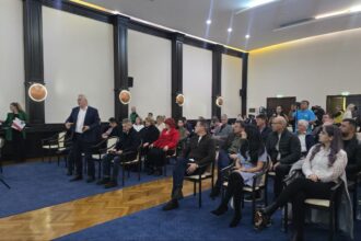live foto video consiliul judetean constanta intrunit in sedinta ordinara rectificari bugetare masuri de dezapezire dar si parteneriat pentru modernizarea spitalului judetean constanta pe ordinea 69295b6f7e36d