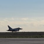 live foto video ministrul apararii ionut mosteanu si comandantul fortelor terestre ale sua in europa si africa prezenti la baza 57 aeriana mihail kogalniceanu 692571829e407