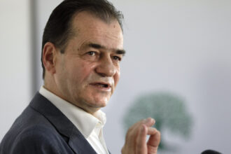 ludovic orban il avertizeaza pe nicusor dan ca e inconjurat de oameni care vor sa l rupa de realitate sa nu i se suie puterea la cap 692ad494ae7e2