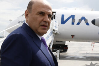 mihail misustin prim ministrul rusiei efectueaza o vizita foarte importanta in china 69084737842d1