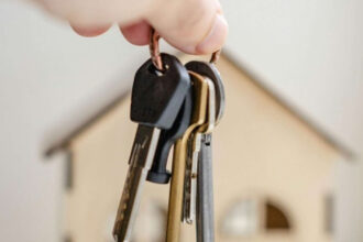 ministrul dezvoltarii cseke attila anunta actualizarea chiriilor pentru anumite locuinte la stat care vor fi noile tarife 691f64104e574