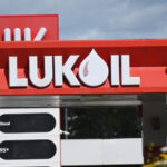 ministrul energiei anunta ca trei companii vor sa cumpere activele lukoil in romania 6925a3cb6d157
