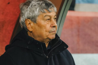mircea lucescu iesire nervoasa in fata jurnalistilor straini dupa meciul cu bosnia si hertegovina sa dea dumnezeu sa jucam iar cu voi 691a0ff2ee867