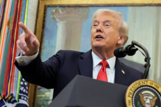 news alert donald trump a anuntat conditia pentru o intalnire cu vladimir putin si volodimir zelenski steve wiktoff va merge la moscova 6926144695ee9