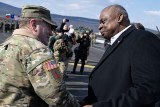 nicusor dan a decorat un general american pentru ce a primit matthew j van wagenen ordinul virtutea militara 691dddfd54d9b