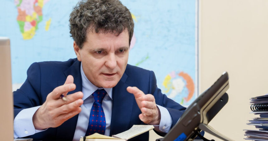 nicusor dan a vorbit la telefon cu volodimir zelenski romania si ucraina lucreaza la un parteneriat strategic 690e27f41da68