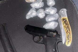 o femeie si doi barbati cercetati pentru trafic de droguri de anchetatorii constanteni 692b2b7acb880