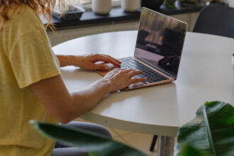 o tara diferita in inima europei slovenia lanseaza viza pentru nomazi digitali ce conditii trebuie indeplinite 69209d06bd4ff