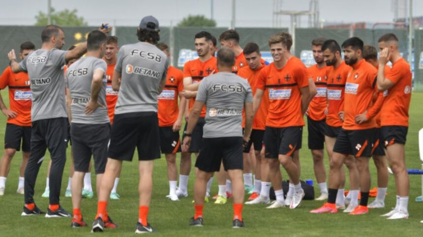 oficial fostul antrenor de la fcsb si a gasit echipa bine ai venit mister 690bb8424f409