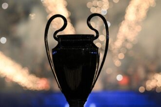 oficial out si a dat afara antrenorul dupa esecul usturator din champions league o decizie dureroasa 690cd1610450c