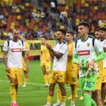 oficial un singur debutant convocat la nationala de selectionerul mircea lucescu asteapta de ani de zile primul meci 690de02f81196