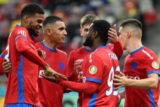 out de la fcsb pentru meciul cu basel a fost laudat dar nu va juca in elvetia 69074c32abd94