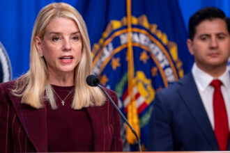 pam bondi departamentul de justitie al sua va publica dosarele epstein in termen de 30 de zile 691e16209ea31