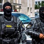 perchezitii in constanta la doi barbati care au introdus ilegal in tara arme cumparate din strainatate 690c686a2cc0e