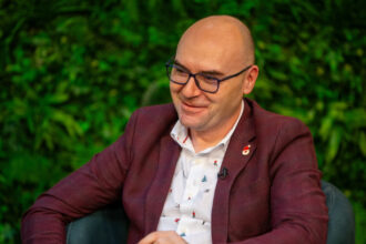 pnl si usr au candidat comun la sefia consiliului judetean buzau cine este mihai razvan moraru 69091a344fc6d