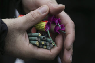 politia romana a anuntat controale stricte la petarde si artificii verificari inclusiv pe internet si la firmele de curierat 69202c892e827