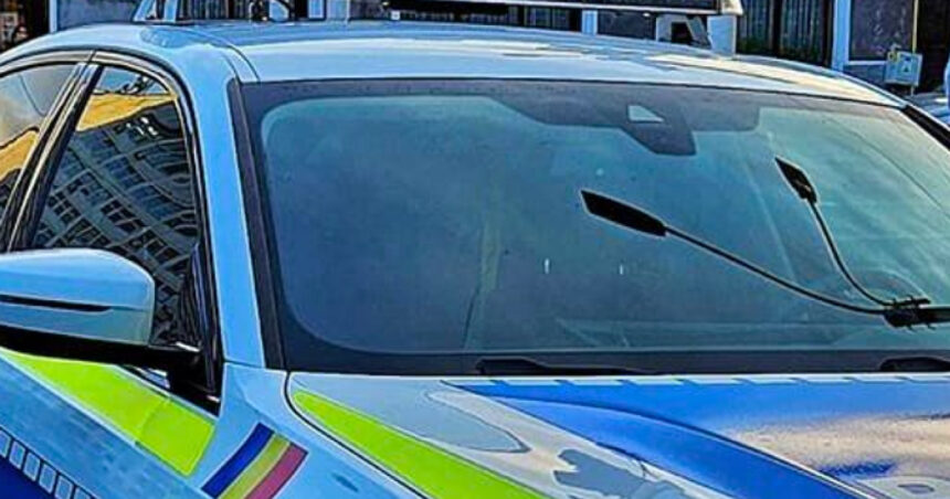 politist inculpat pentru proxenetism si trafic de persoane el a recrutat o femeie pe care a obligat o sa se prostitueze in europa 69289798554ba