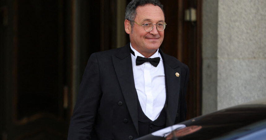 premiera juridica in spania procurorul general este judecat pentru scrgere de informatii implicatiile politice ale dosarului 69084e40a0e9a