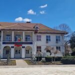 primaria harsova lovitura in instanta in contestatia impotriva executarii silite demarate de compania iridex group salubrizare sunt vizate terenuri de peste 119 milioane de metri patrati 691c926316977