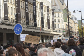 problema comertului online subliniata de scandalul papusilor tip copil de pe shein incapabilitatea de a controla produsele ilegale 690ee5d8461d2