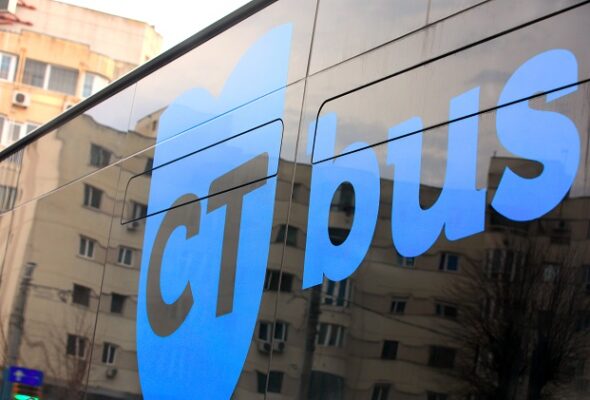 program pilot pentru accesul in mijloacele de transport in comun urcare usa 1 coborare usile 2 si 3 69088578e9a47