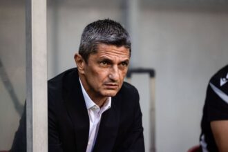 razvan lucescu cauta a doua victorie in europa league paok young boys live score de la 2200 690cb1c403673