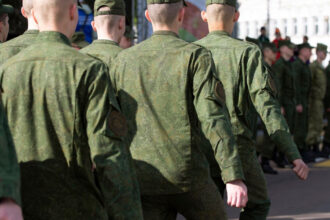 rusia face eforturi sa si completeze efectivele militare in scadere recrutari in randul populatiei sarace din regiunile indepartate 6914ca04275a1