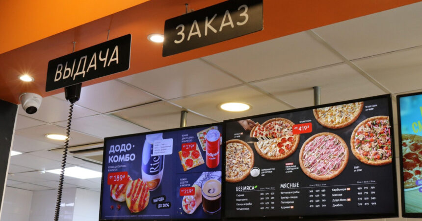 rusii incep sa reduca cheltuielile pentru hrana amanuntul care i a dat de gol in ciuda declaratiilor moscovei ca economia duduie 691c26508da34