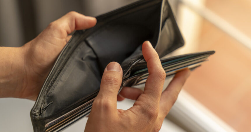 salariul mediu net a ajuns la 5 443 de lei in septembrie expert salariile cresc pe hartie dar preturile mananca diferenta 69149429b7730