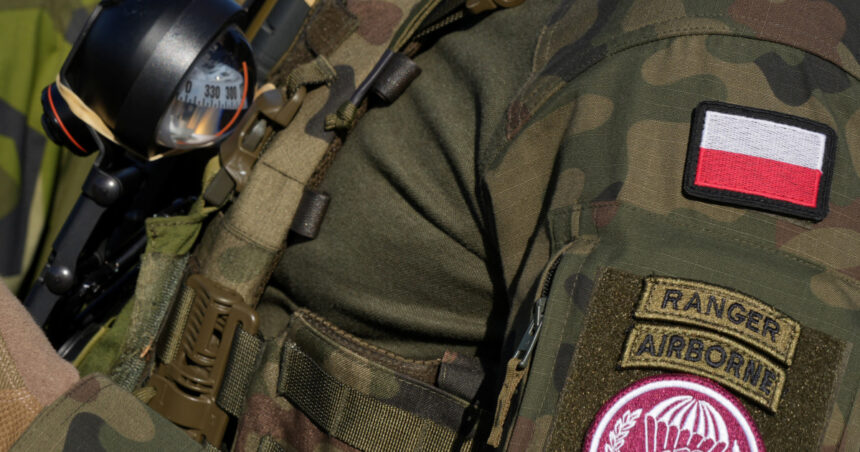 schimbare la 180 in randul polonezilor singurii care mai sustin revenirea la armata obligatorie sunt cei de peste 70 de ani 69089810743b1