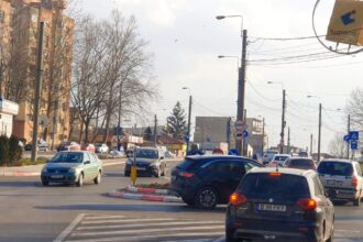 se intampla la constanta urmarit in trafic si filmat de o femeie careia i a lovit masina ce a patit un sofer cu tuica la bord si 5 beri 692a2d8442bd9