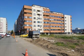 se va face inca un bloc pe strada prelungirea sergent nicolae grindeanu din km 4 5 692a3f25472a3