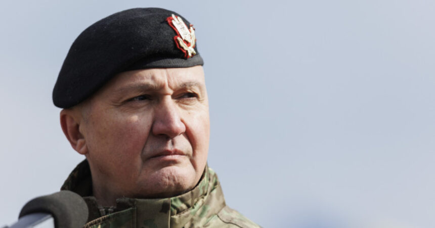 seful armatei dupa atacurile rusesti de la granita romaniei e aproape imposibil sa acoperi toata aceasta zona 691319944e957