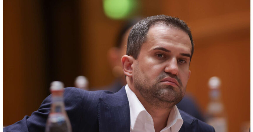 senatul a respins motiunea simpla a aur impotriva ministrului transporturilor ciprian serban 691b56f495913