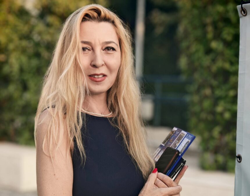 singuratatile de imprumut ale ameliei 691fe0ddd8462