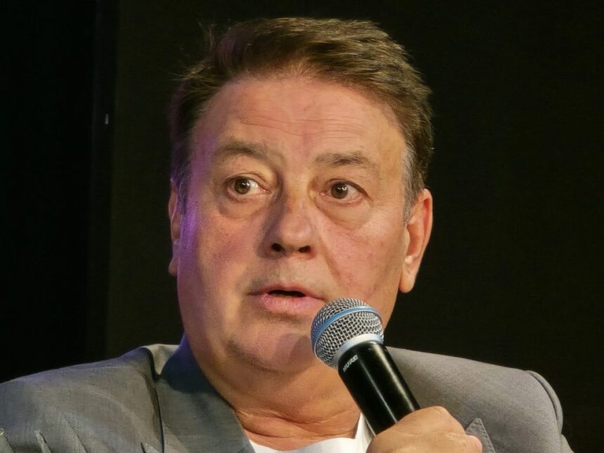 sondaj florin mitroi pe primul loc in intentia de vot a constantenilor pentru conducerea cjc 690c6e930c67f