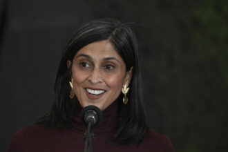 sotia lui jd vance a aparut fara verigheta la un eveniment public un purtator de cuvant a trebuit sa explice ce s a intamplat 6922d9f06140b