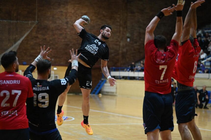 spectacol handbalistic in derby ul dintre cs medgidia si steaua bucuresti din divizia a 6919b668ec680