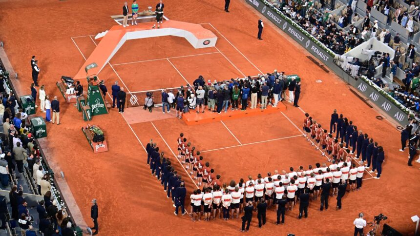 spectatorii care doresc sa achizitioneze bilete la roland garros vor trece printr o tragere la sorti 690e3119db172