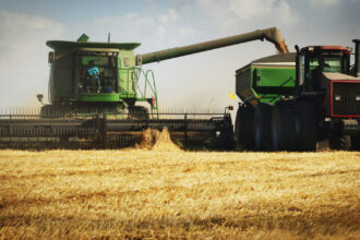 subventia apia fost redusa de la 58 la 20 euro ha ce spun fermierii 690b70cd6cec7