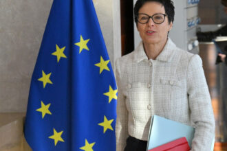 sunteti cei mai buni elevi din clasa mea republica moldova exemplu in procesul de aderare la ue anunta comisarul european 69132eb293928